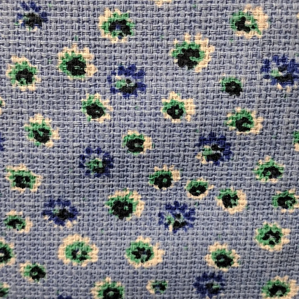J. Crew Factory Scalloped edged‎ floral basket weave dress. Size 00. Light Blue.